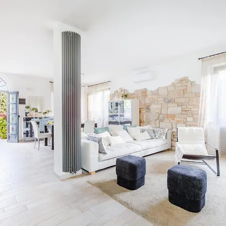 Gatti Villa *